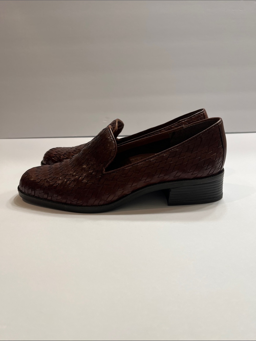 Vintage 80’s style Woven Leather Slip-On Loafers in Dark Brown